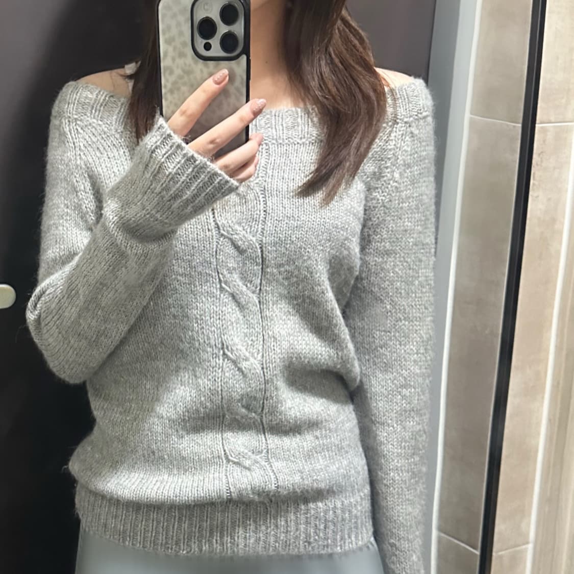 오프숄더 울 니트 상품이미지1