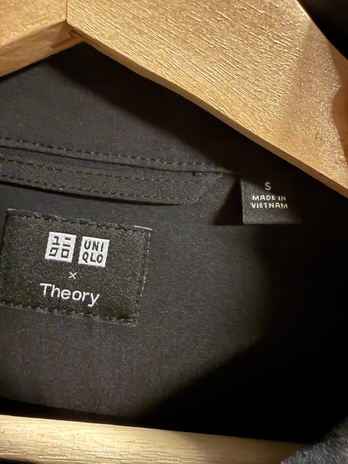 유니클로 x 띠어리 UNIQLO x Theory 셔츠형 자켓 블랙 S 상품이미지5