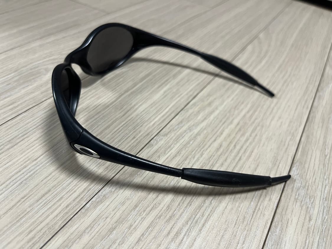 오클리 아이자켓 빈티지 블랙색상 팝니다 상품이미지3