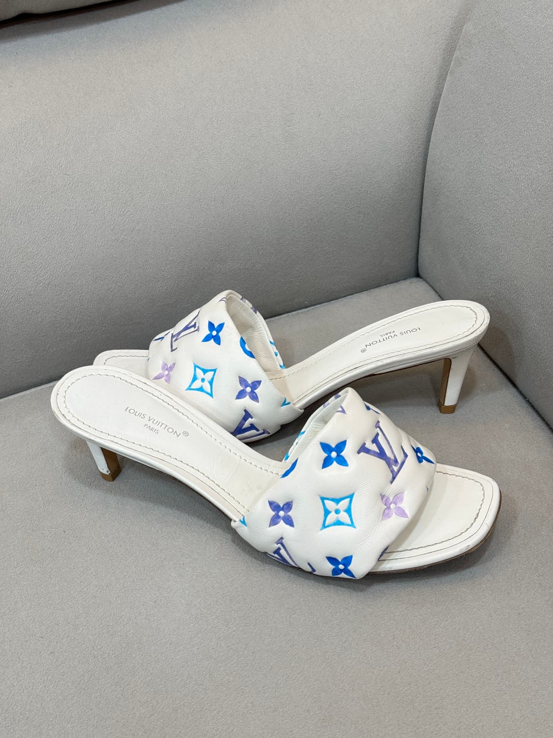 루이비통 리바이벌 뮬 슬리퍼 38사이즈 상품이미지1