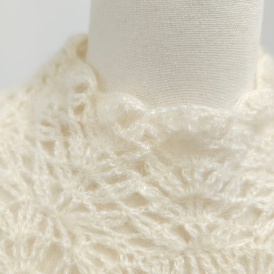 아이보리 레이스 모헤어 진주장식 니트 상품이미지6