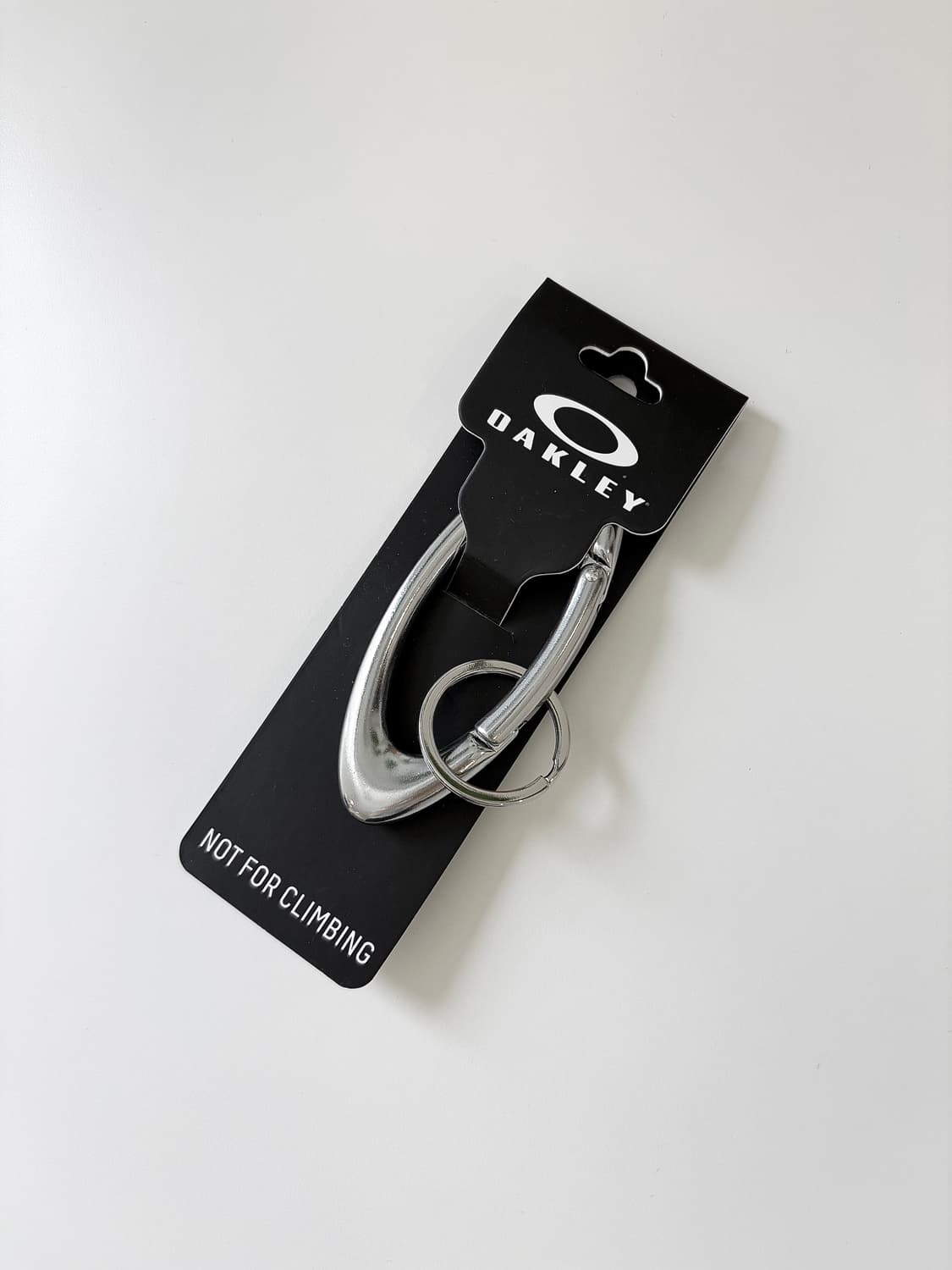 오클리 에센셜 아이콘 카라비너 실버  상품이미지1