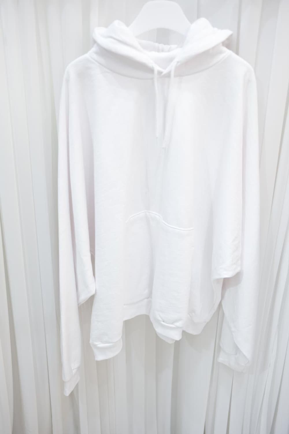 Yeezy 상품이미지2