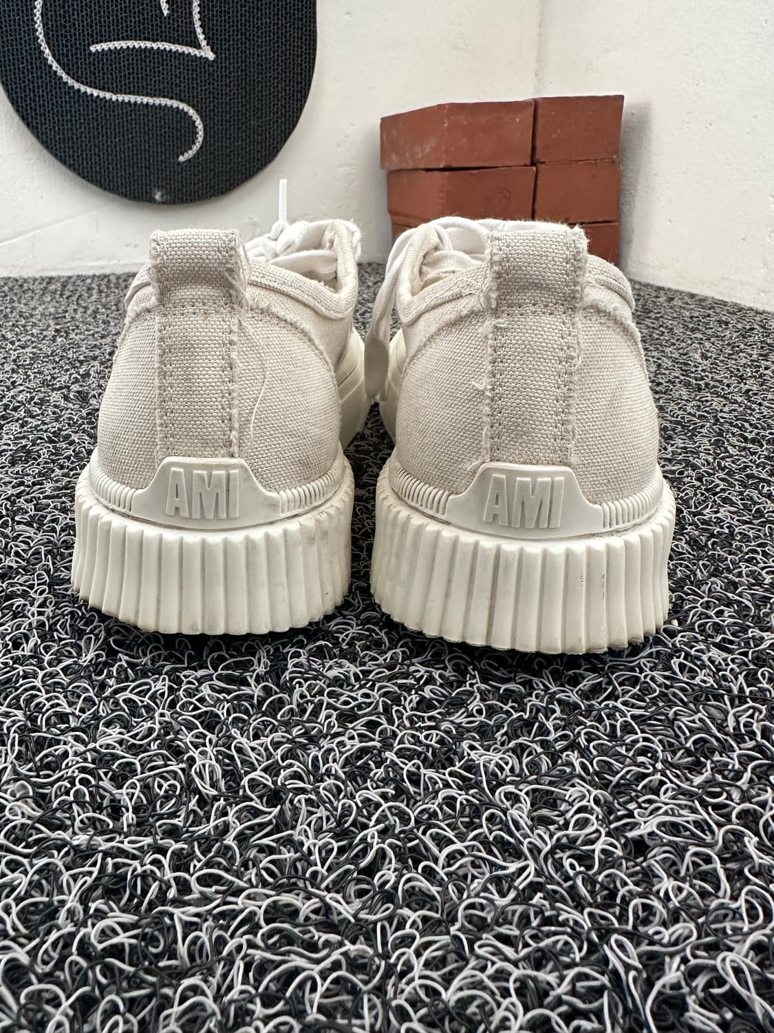 AMI 아미 스니커즈 베이지 41 (260mm) 상품이미지2