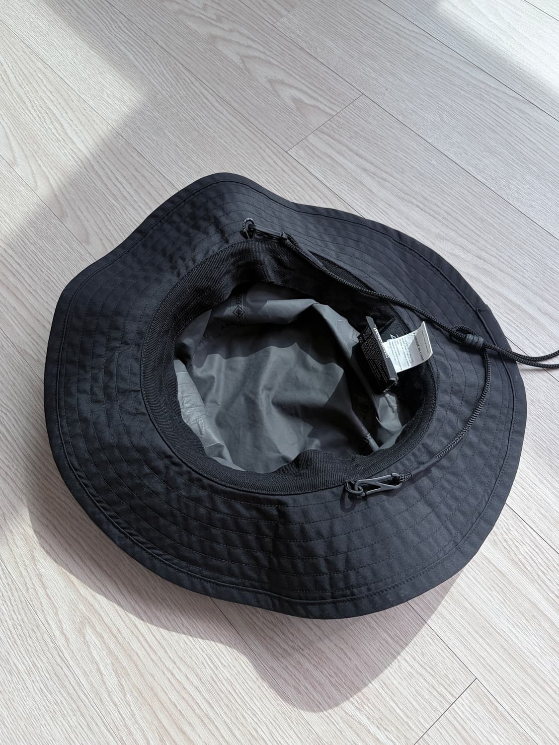 스투시 고어택스 버킷햇 상품이미지2