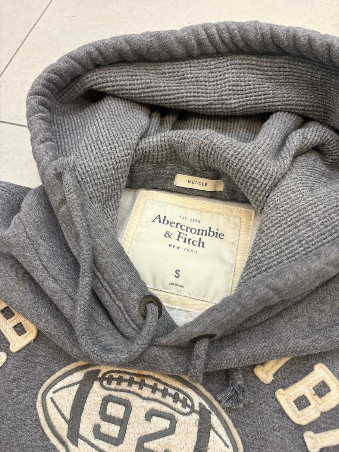 아베크롬비 92 그레이 후드티 상품이미지6