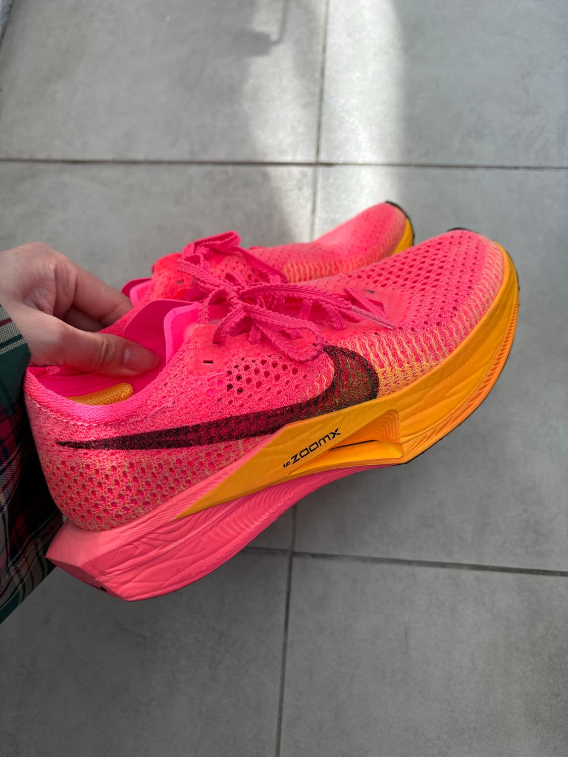 나이키 러닝화 245 상품이미지1