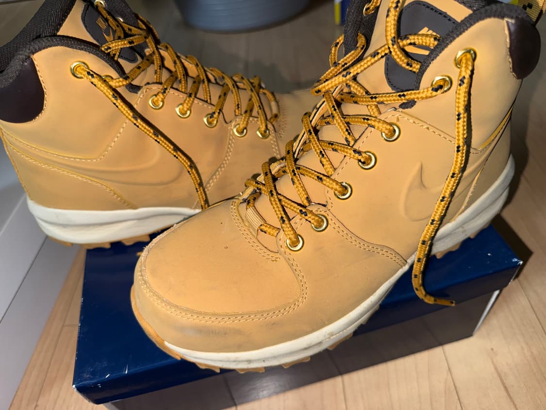 나이키 마노아 사이즈 250 상품이미지1