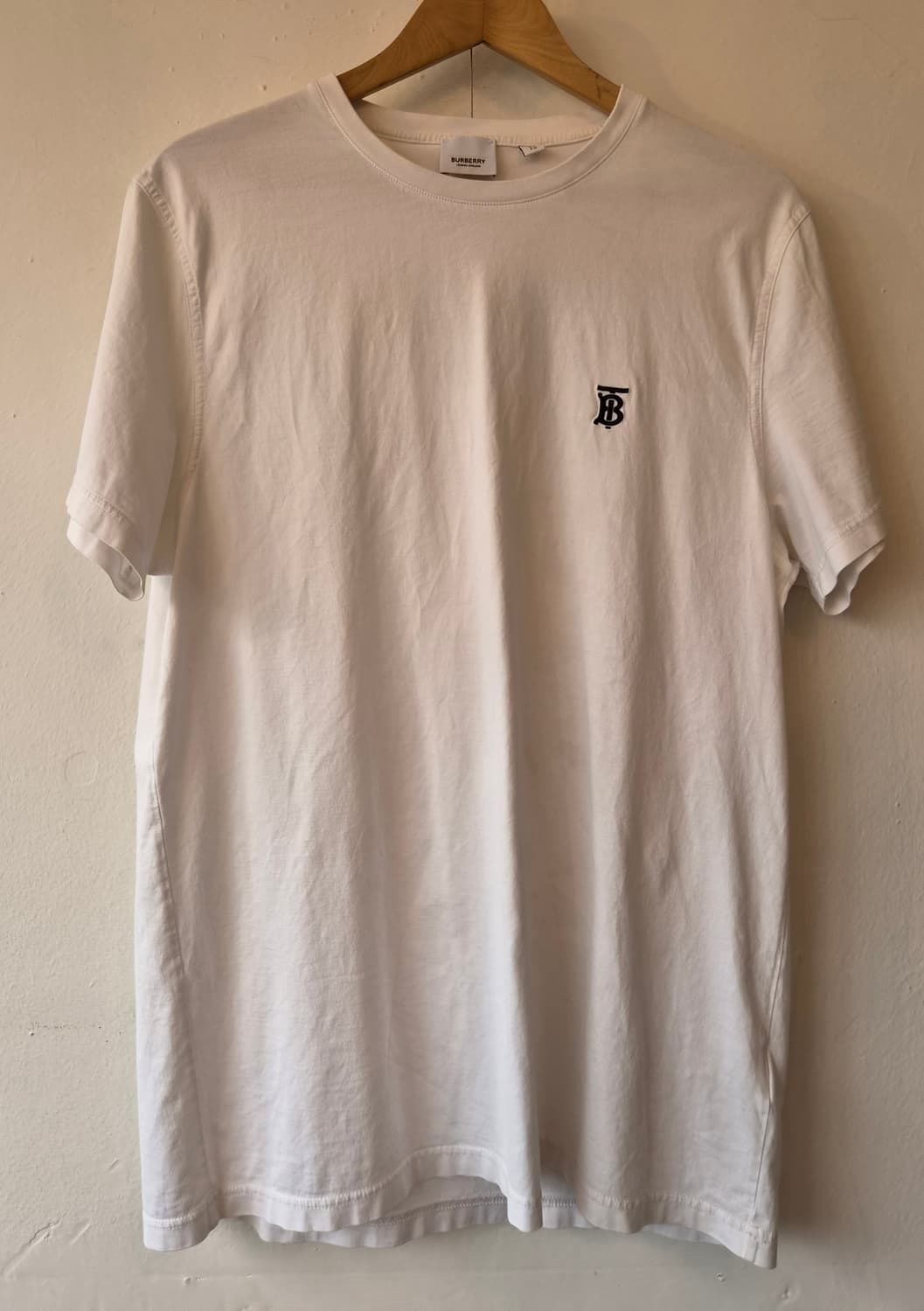 버버리 남성 화이트 라운드반팔티셔츠
 상품이미지1