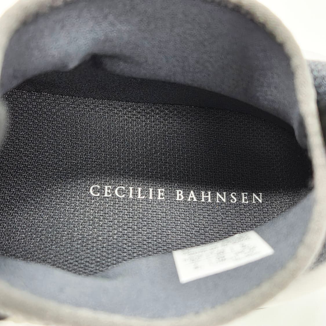  아식스 x 세실리에 반센 젤 터레인 MT 퓨어 실버 (25.25)  상품이미지4