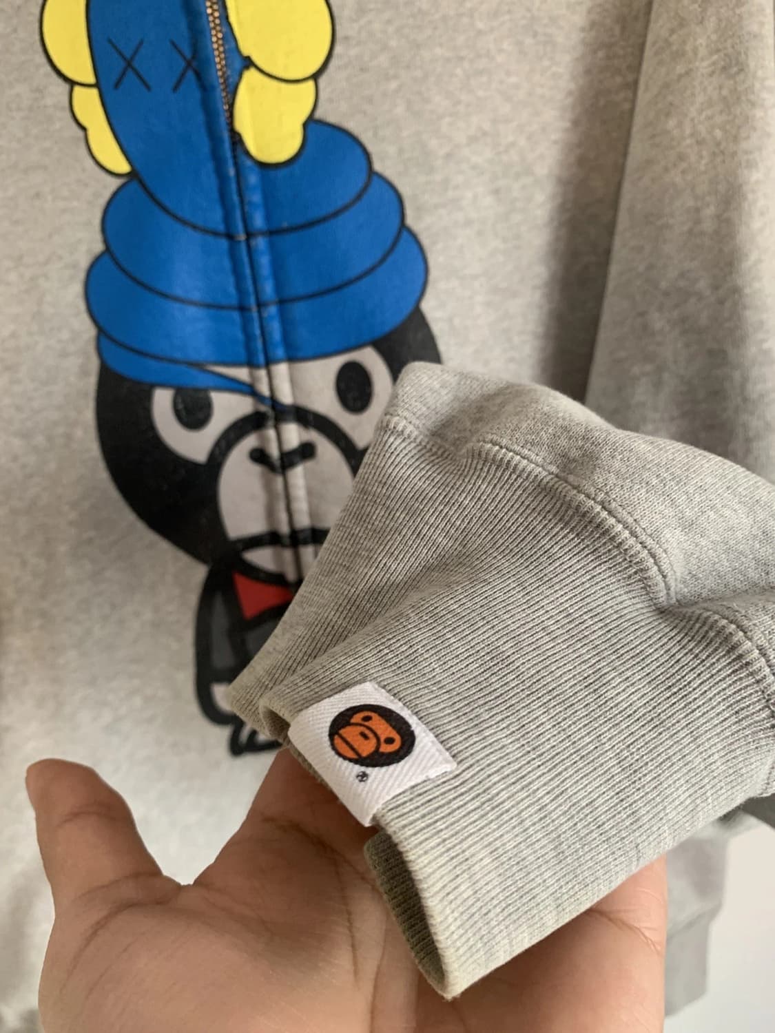 베이프 베이비 마일로 x 카우스 풀 후드집업 그레이 상품이미지4