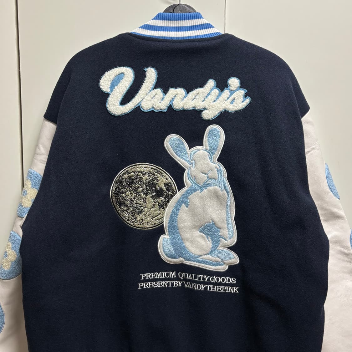 더반디핑크 래빗 바시티 자켓 점퍼 네이비 상품이미지8