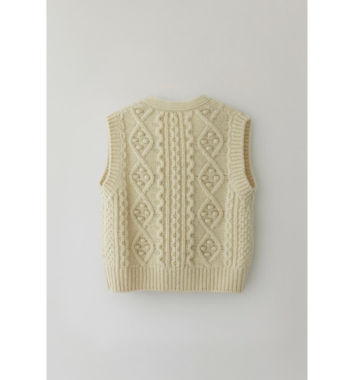 낫띵리튼 케이블 니트 베스트 상품이미지3