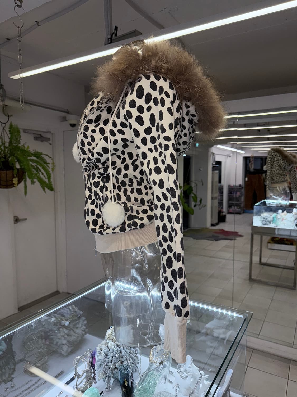 leopard pompom zip up hoodie 상품이미지3