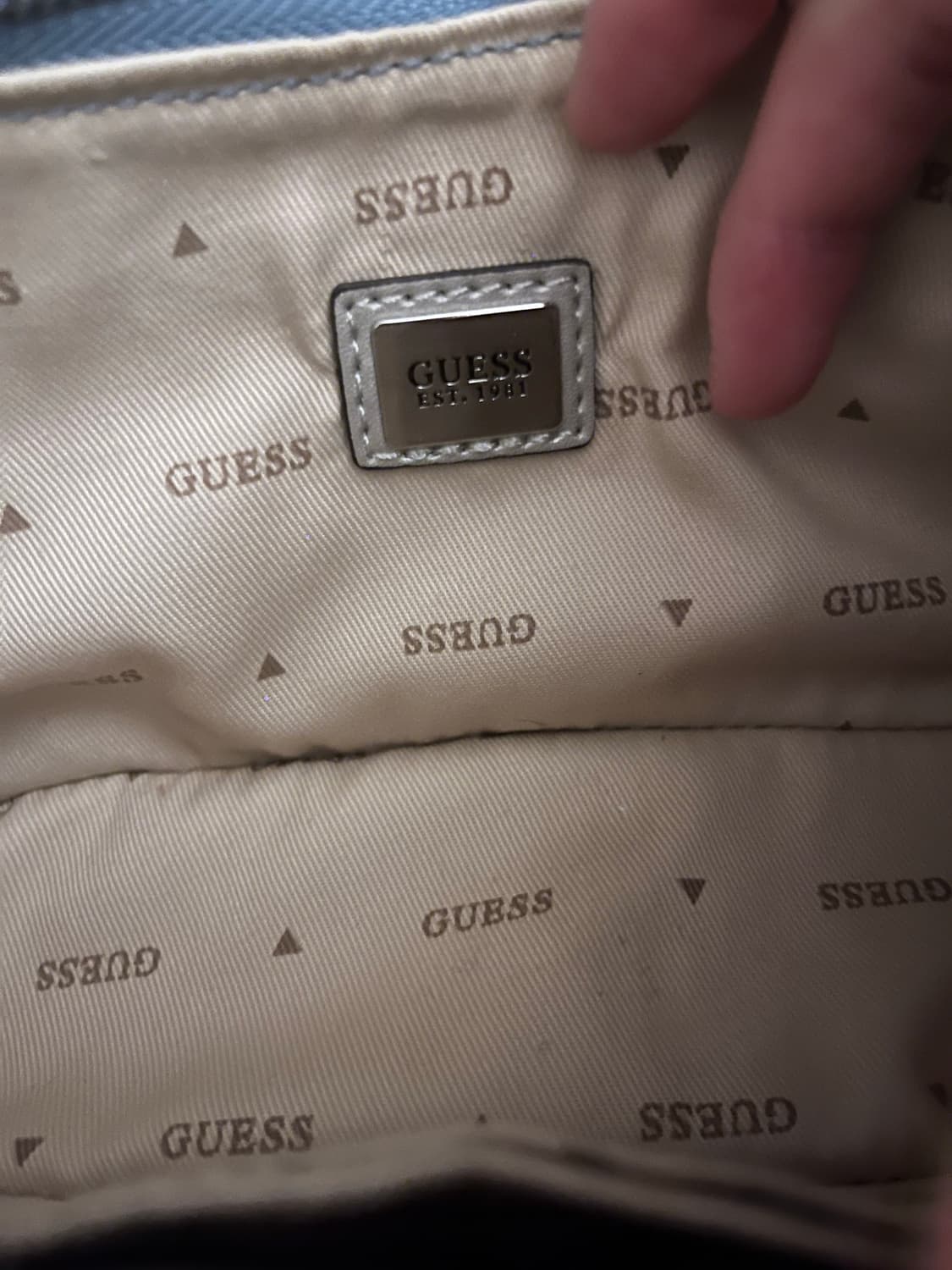 Guess Cubic Shoulder Bag 상품이미지6