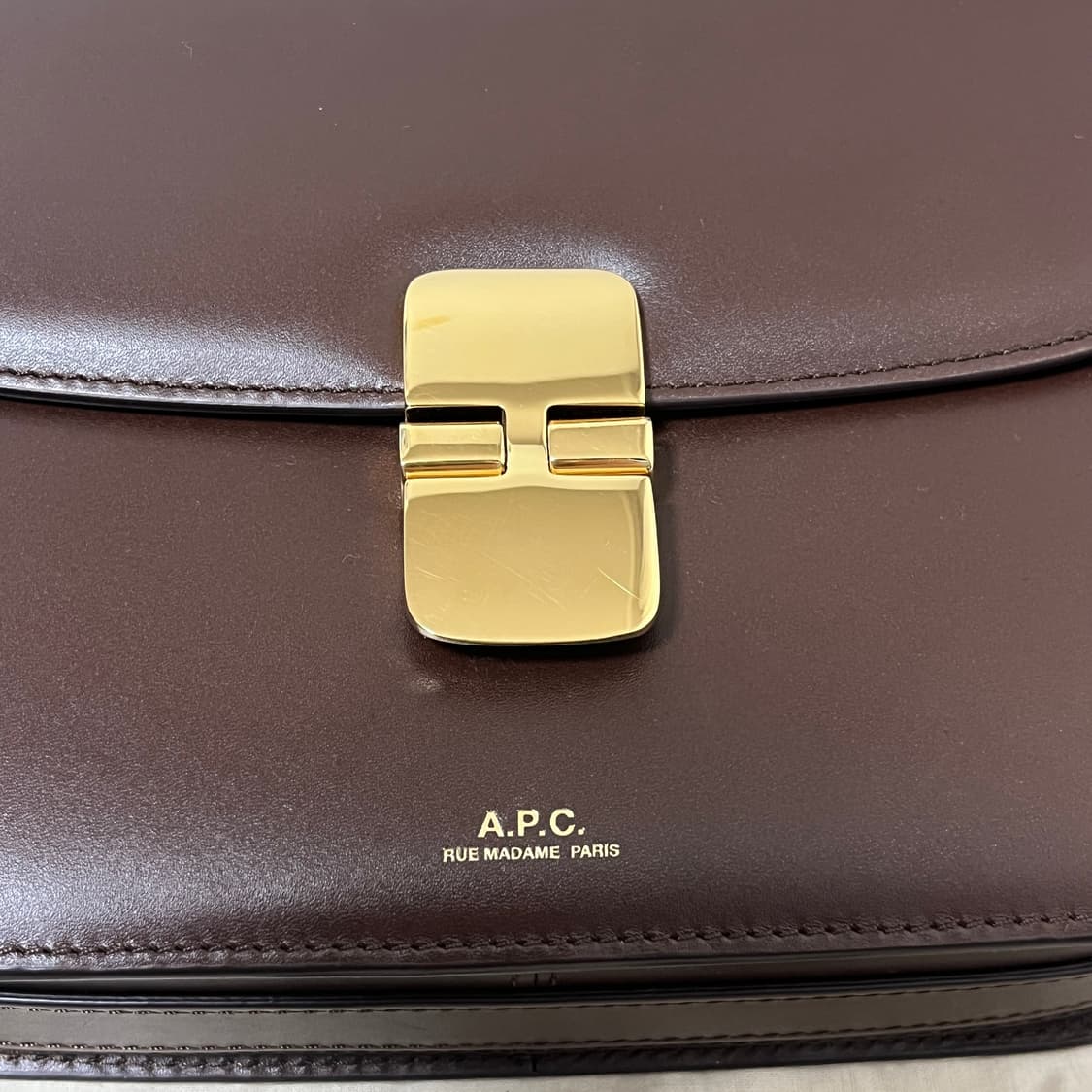 아페쎄 그레이스 스몰 브라운 상품이미지2