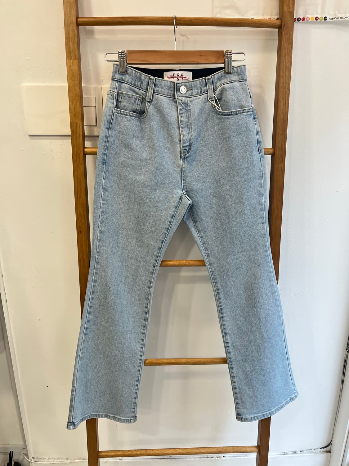 EGOIST 라이트워싱 세미부츠컷 데님 / 핏 예쁜 여성 청바지 상태좋음 상품이미지1