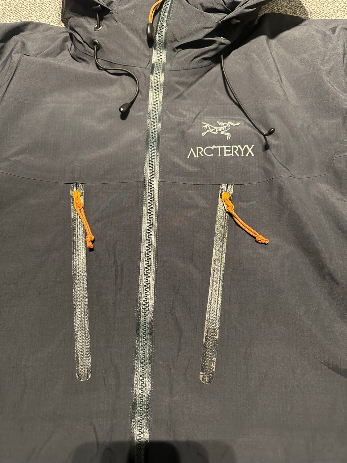 아크테릭스 알파 sv 패딩 m 상품이미지2