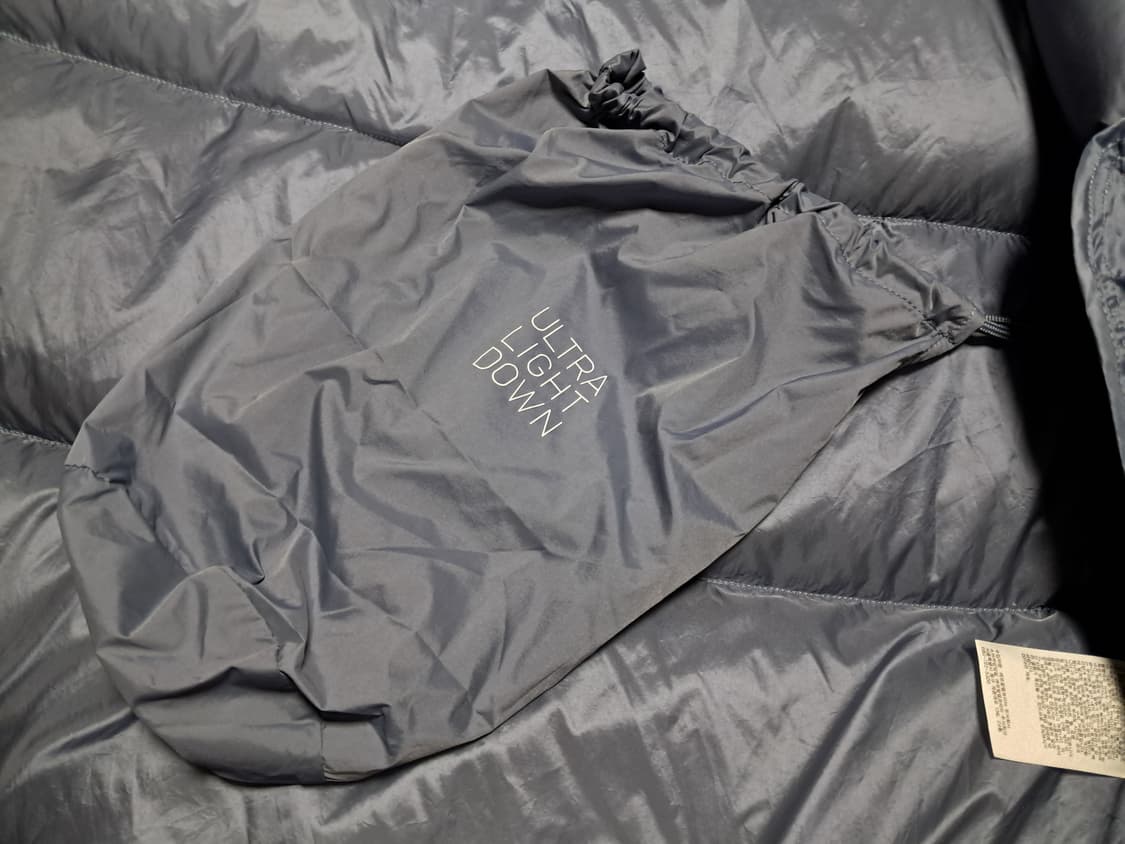 유니클로 여성 경량 패딩 M 상품이미지8