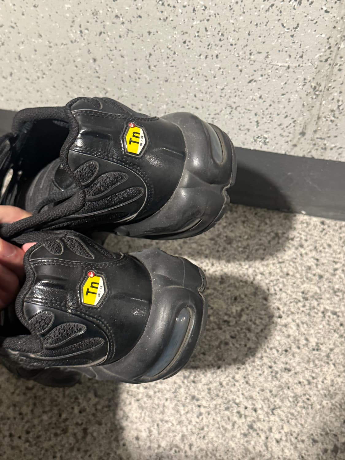 나이키 에어맥스 플러스 트리플 블랙 265 상품이미지4