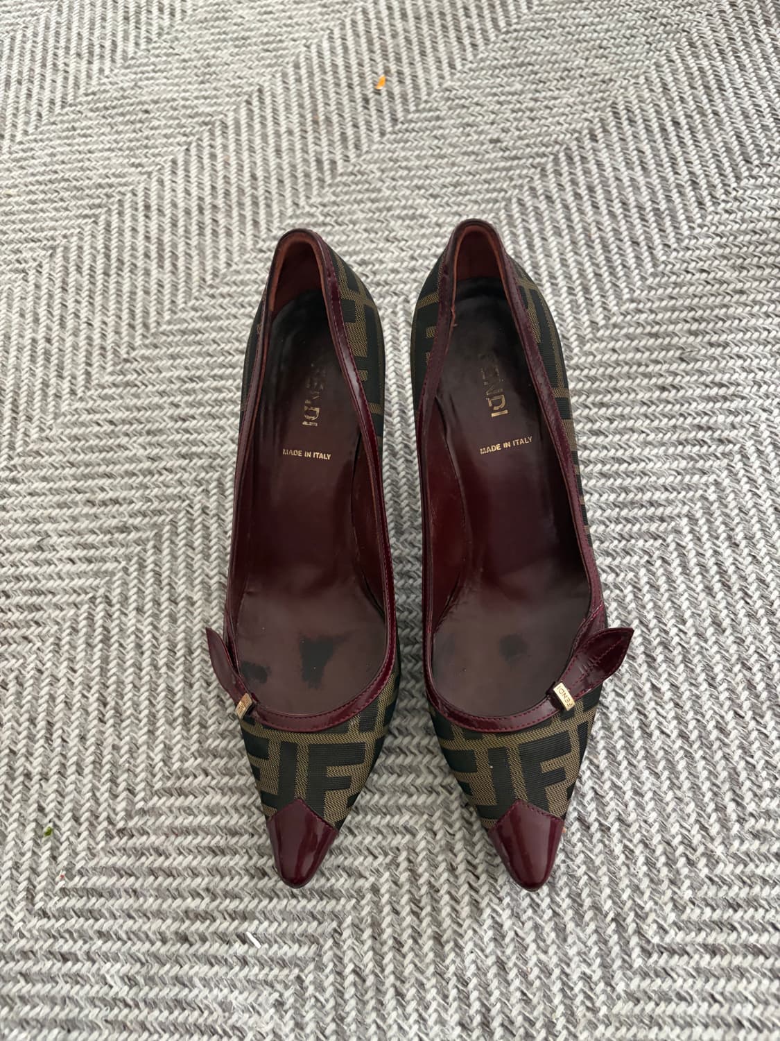 펜디 펌프스 230 정품  상품이미지4