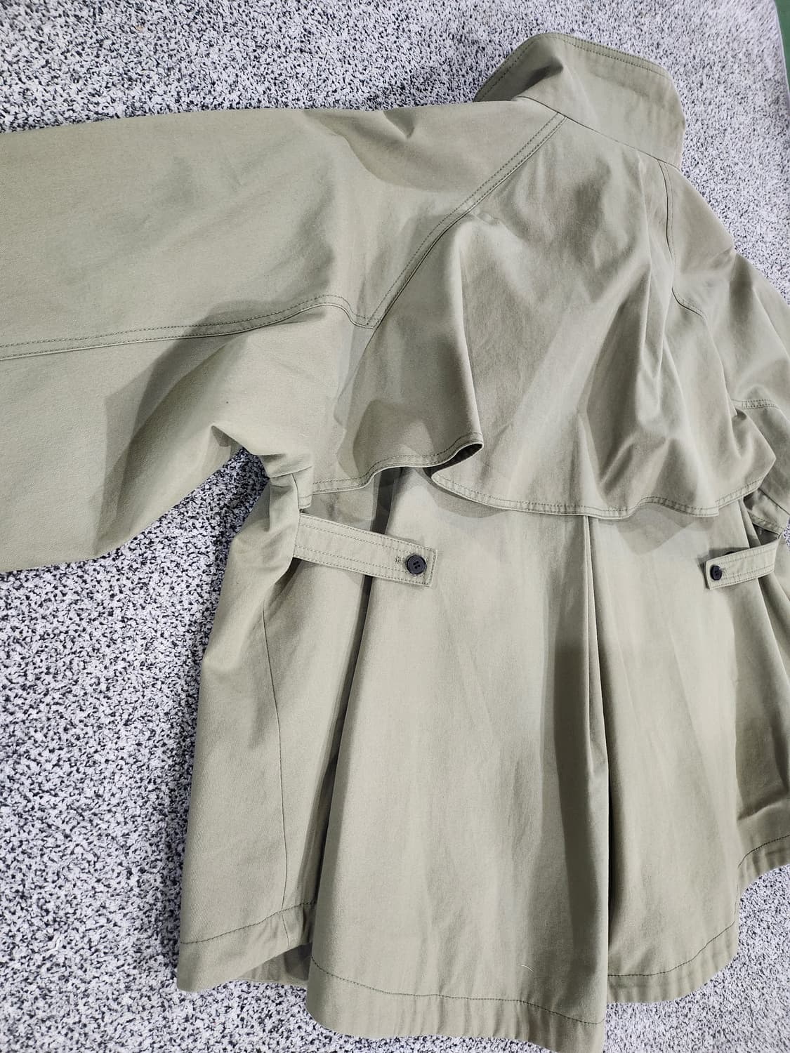 LULLU 케이프 숏 트렌치 점퍼 상품이미지7