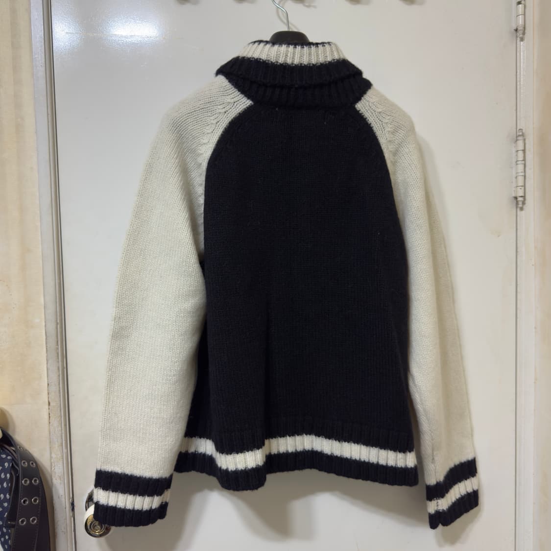 (새상품)비바스튜디오 니트 집업 L사이즈  상품이미지4