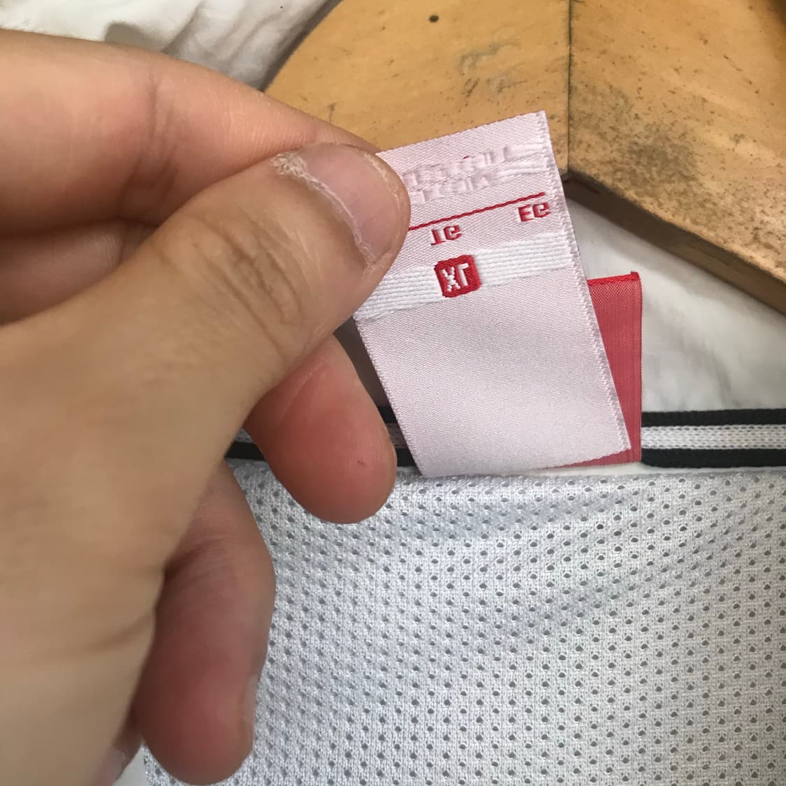 나이키 윈드브레이커 흰색 빅로고 아노락 바막 상품이미지5