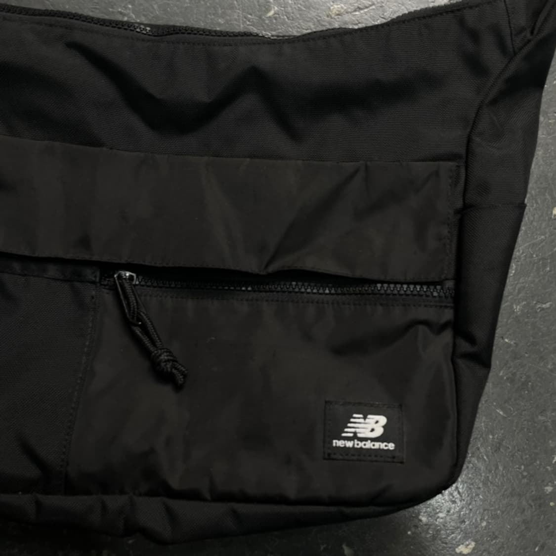 뉴발란스 크로스백 상품이미지2