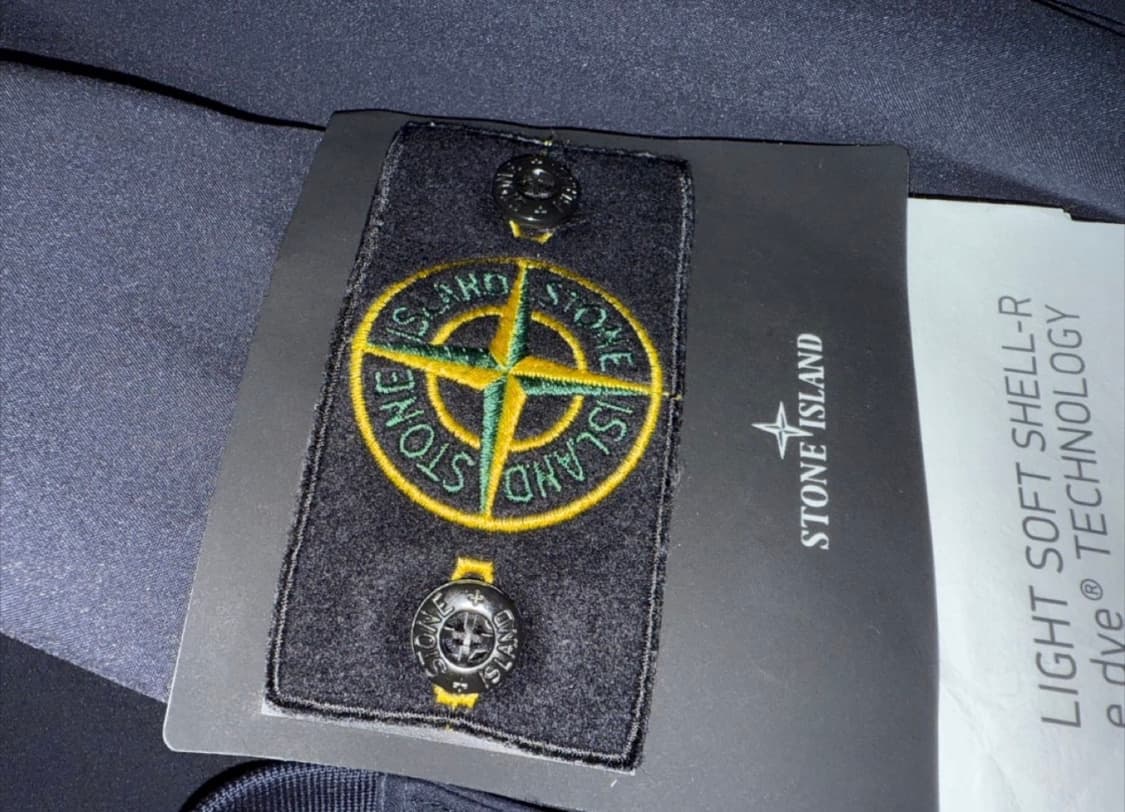 스톤아일랜드 소프트쉘 바람막이 봄버 자켓 상품이미지2