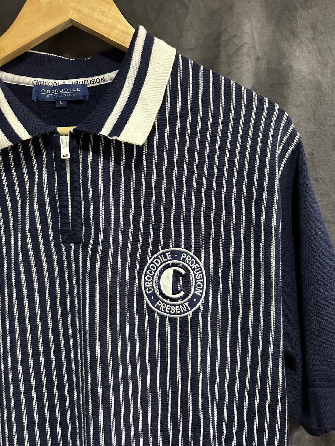 크로커다일(CROCODILE) 일본제 스트라이프 니트 반집업 카라티 L 상품이미지2