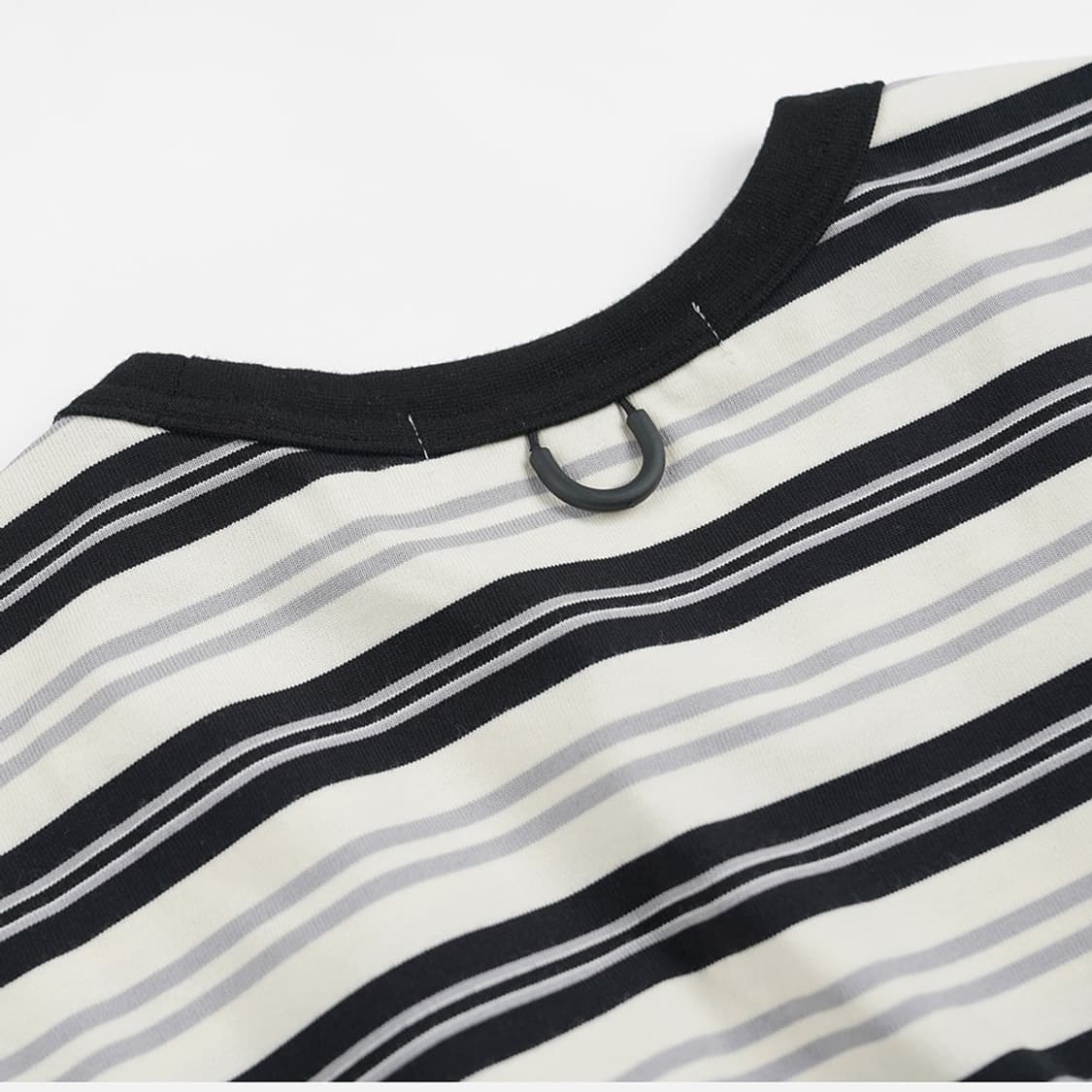 프리즘웍스 호수 멀티 스트라이프 반팔 블랙 상품이미지4