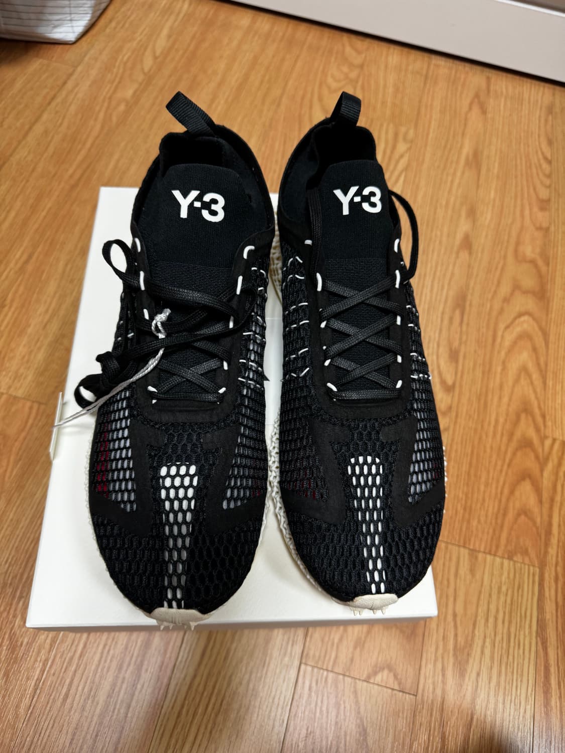 Y-3 RUNNER 4D HALO  285 새상품  상품이미지3