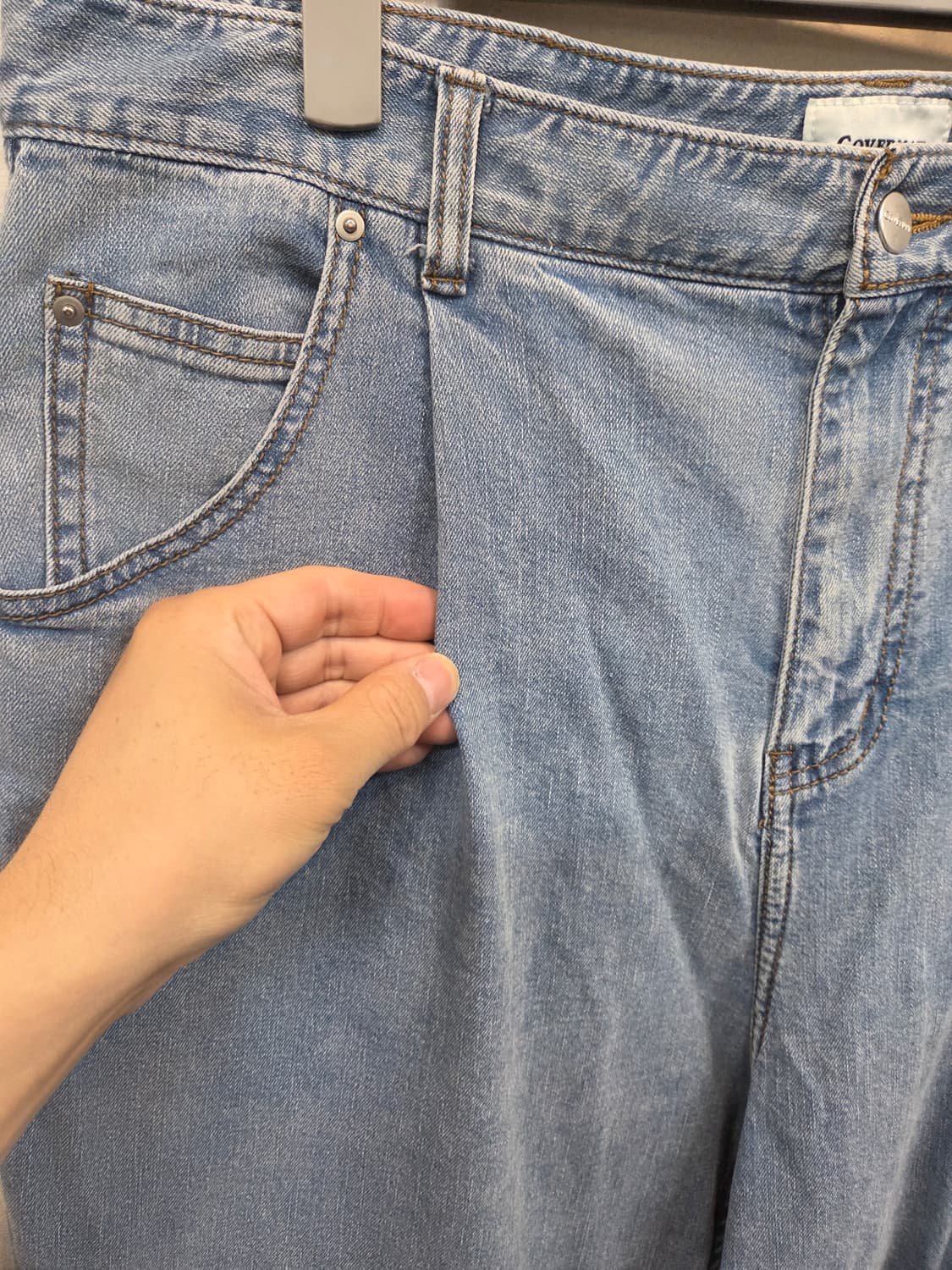 커버낫 핀턱 와이드 연청 데님팬츠 xl 대략 35 36 상품이미지5