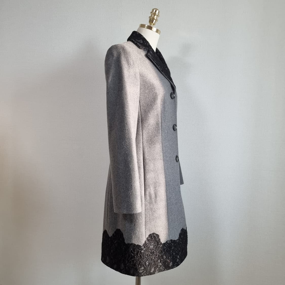 러브 모스키노 코트 울70% 캐시미어10% (55) 상태완벽/1회착 상품이미지2