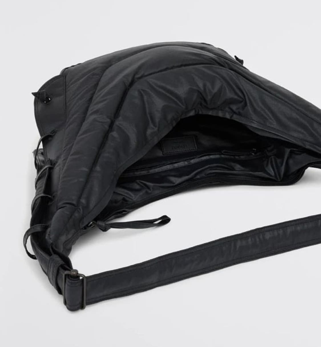 르메르 게임백 미디엄 애쉬블랙 상품이미지1