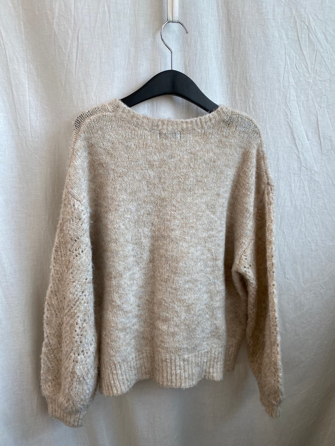 라이트베이지 울혼방 니트(L) 상품이미지3