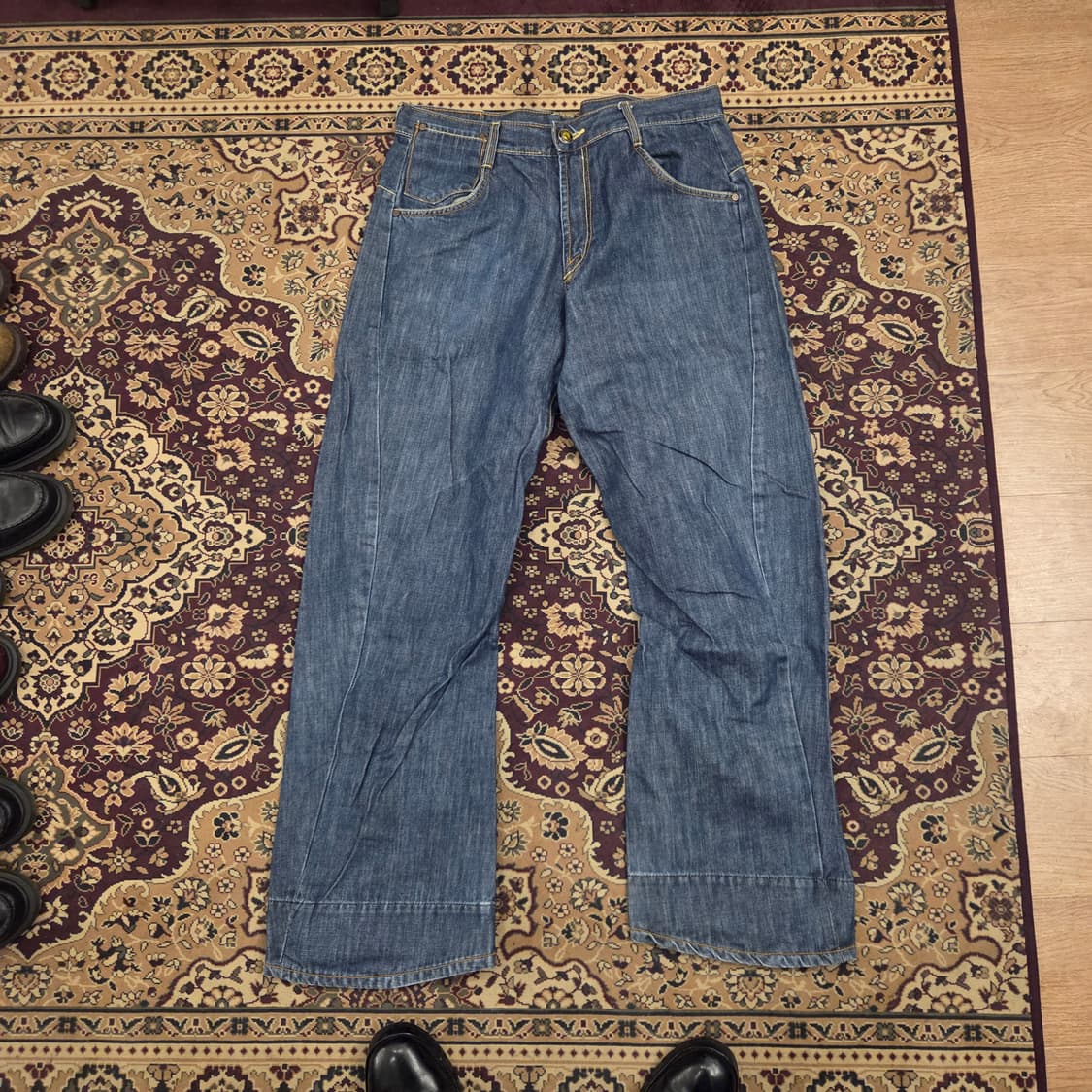 에비수 엔지니어드진 36 사이즈 상품이미지1