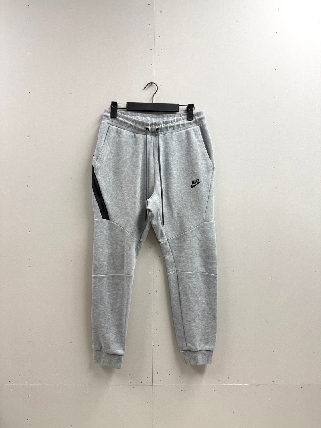 남성 M / 나이키 테크플리스 조거팬츠 그레이 상품이미지1