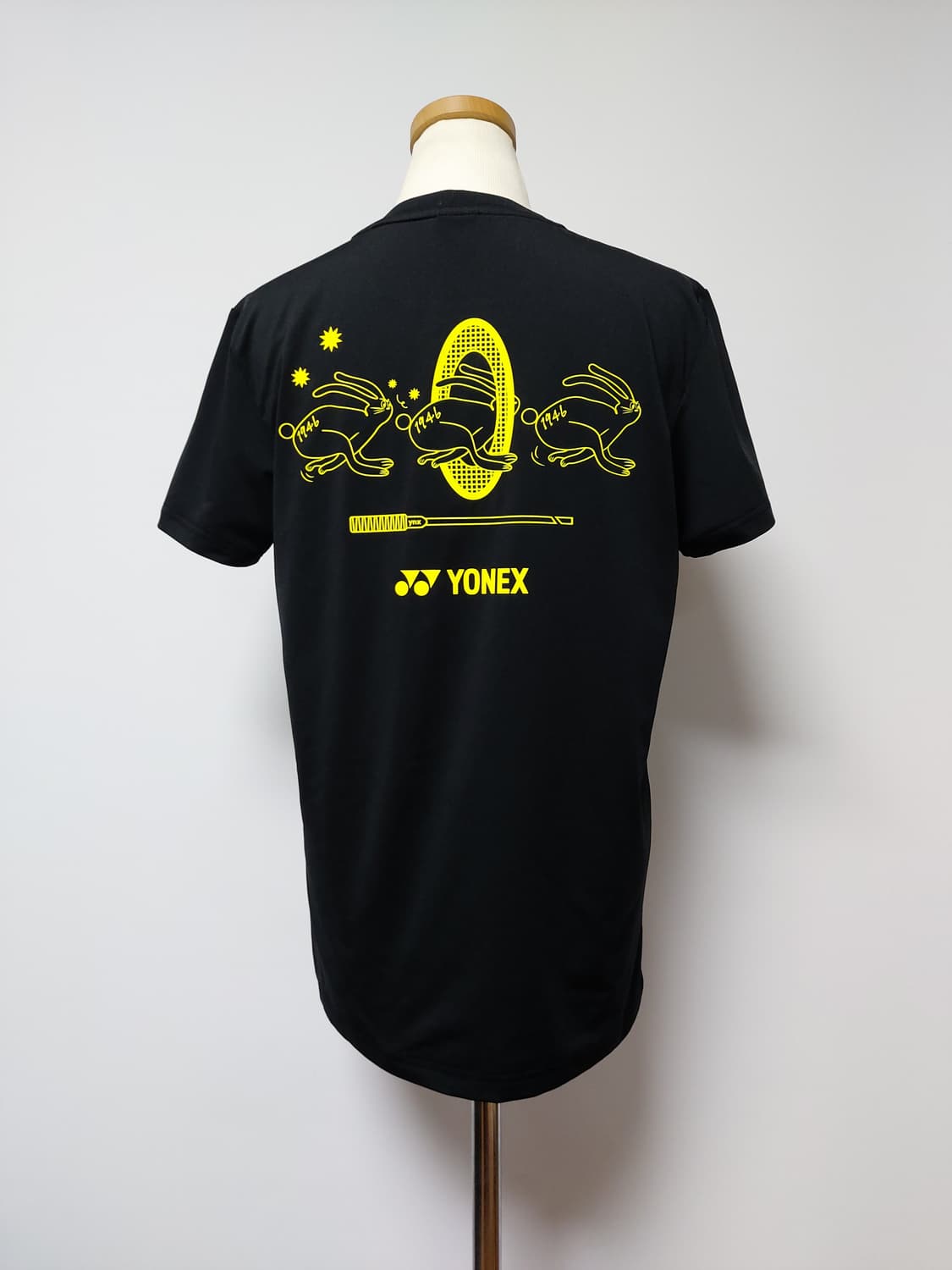 요넥스 여성 배드민턴 반팔티 (85)

 상품이미지2