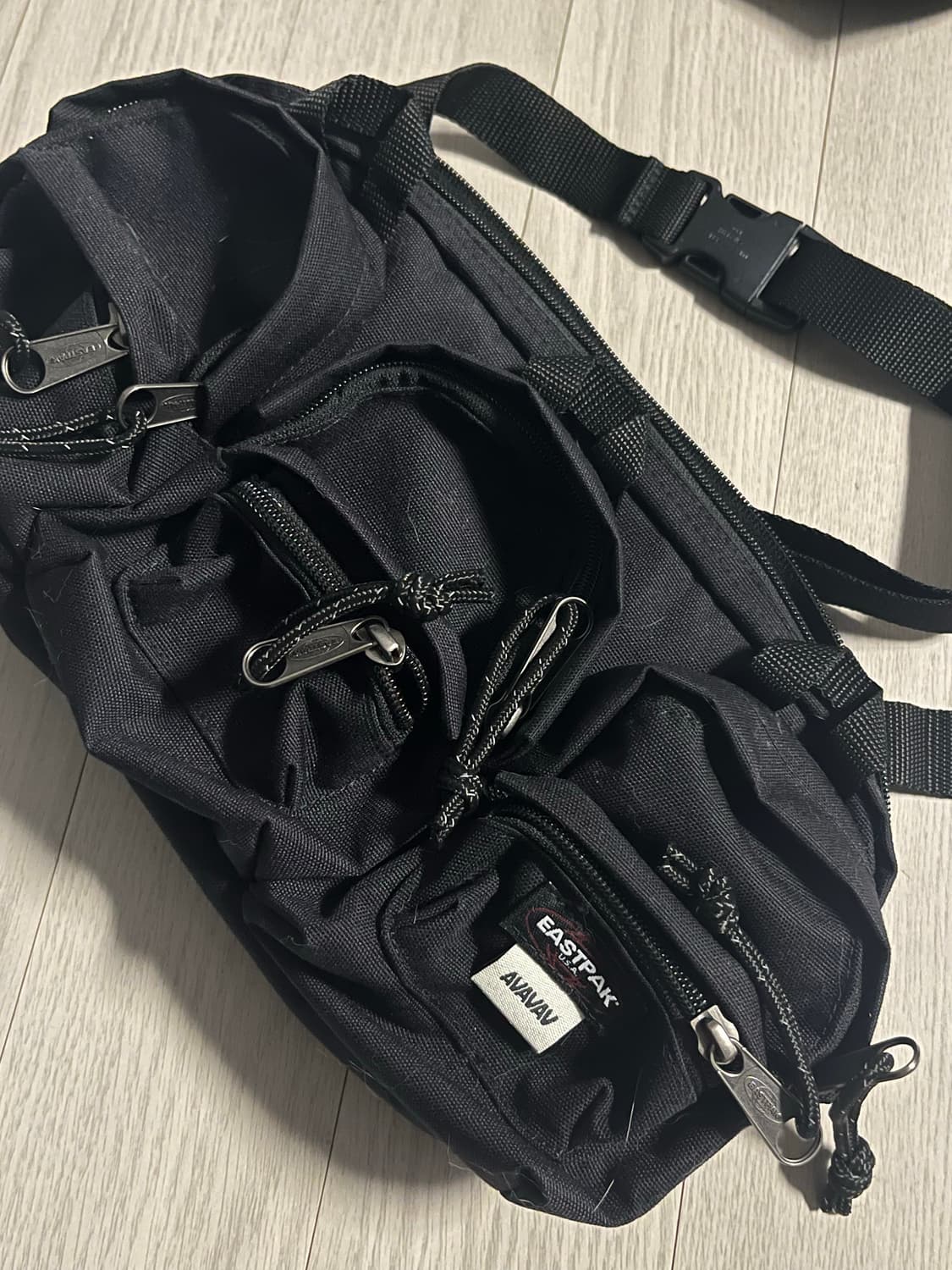 Avavav Eastpak 콜라보 힙색 상품이미지2