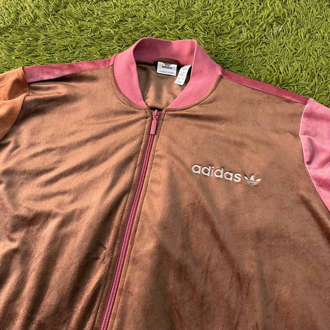 아디다스 신형 벨벳 져지 상품이미지1