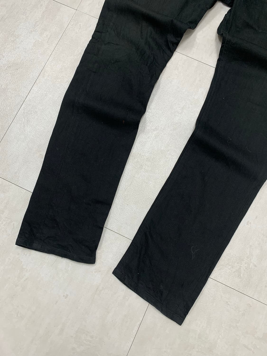 디젤 블랙 슬림핏 스트라이트 팬츠 #348 상품이미지3