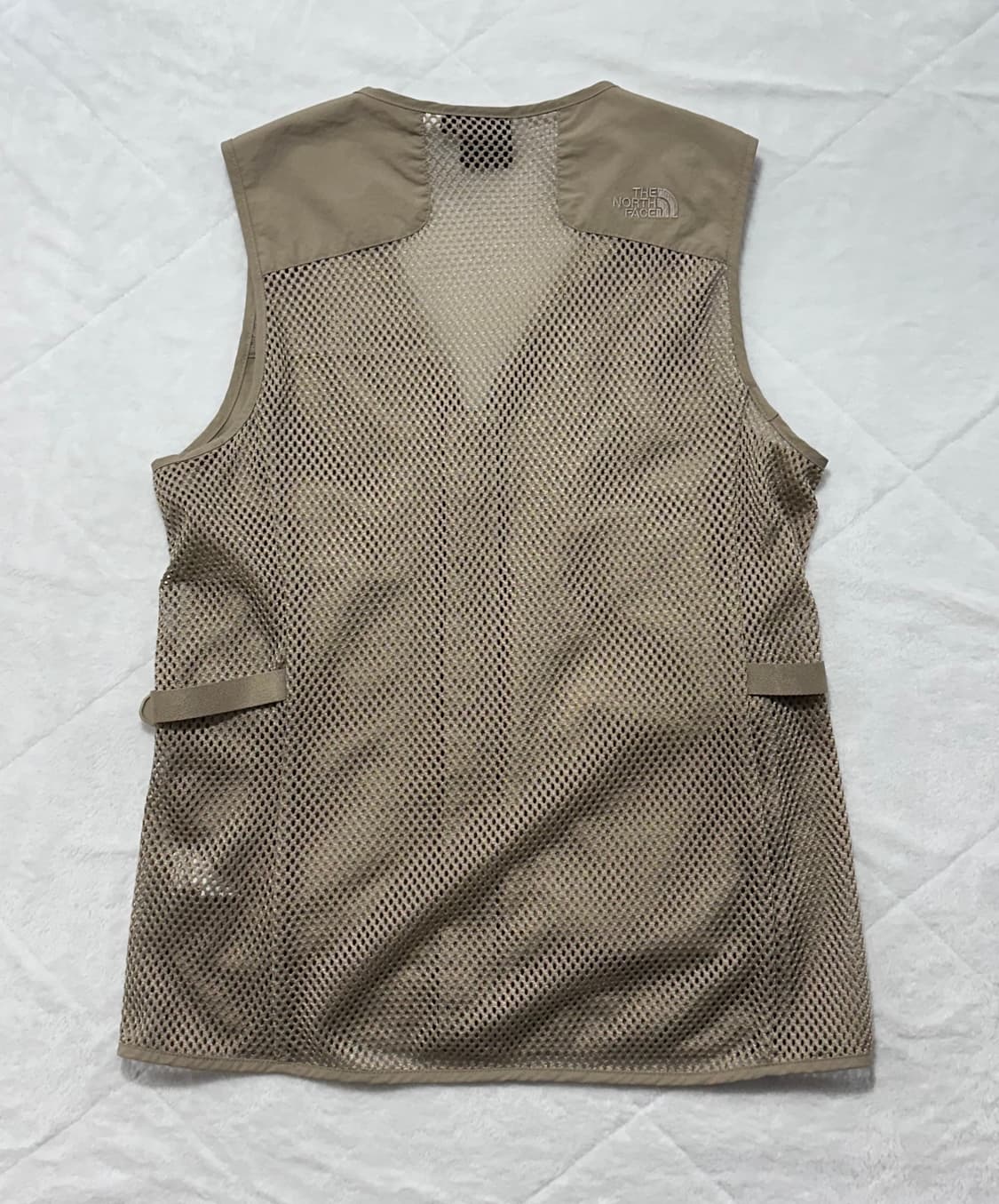 The North Face 베이지 메쉬 유틸리티 베스트 (멀티포켓 조끼) 상품이미지3