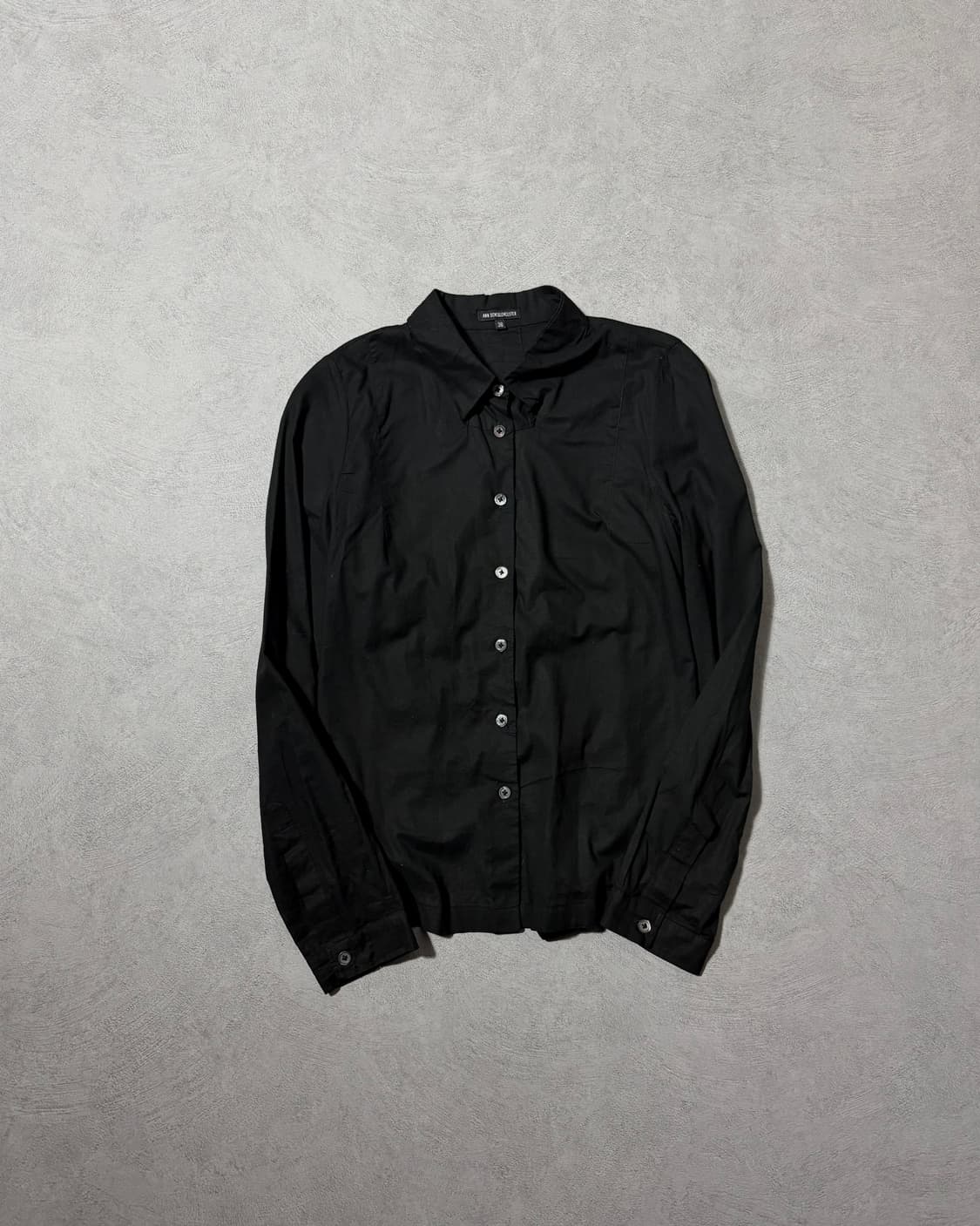 앤 드뮐미스터 백 스트랩 셔츠 상품이미지1