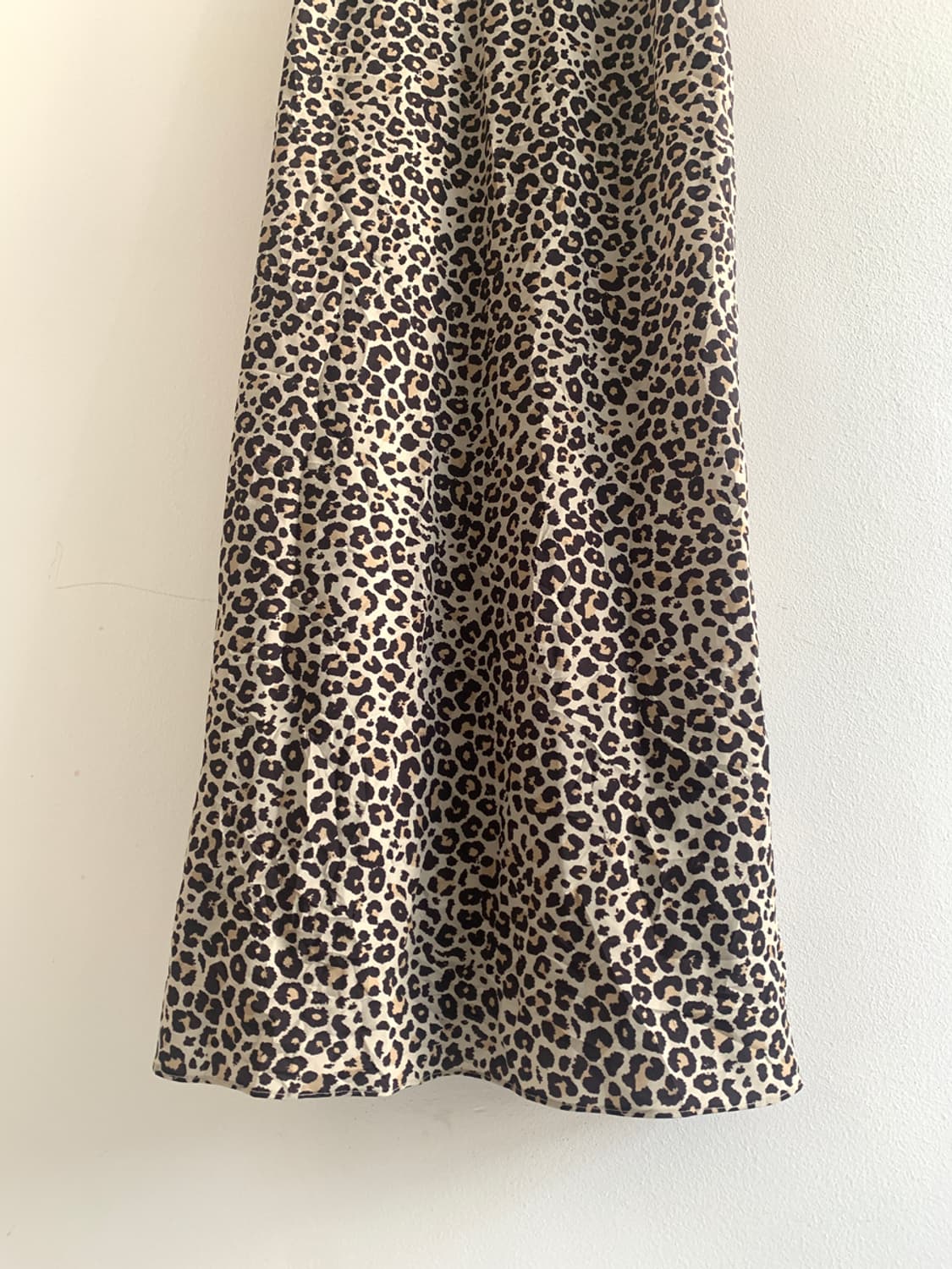 Leopard silky slip dress 상품이미지3