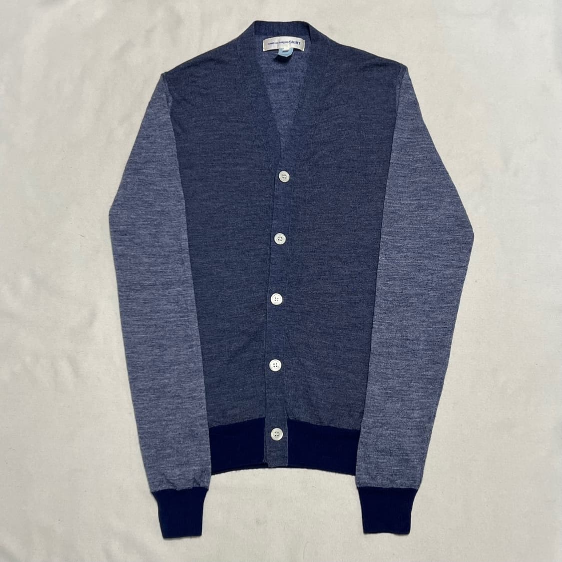 꼼데가르송 브이넥 가디건 상품이미지2