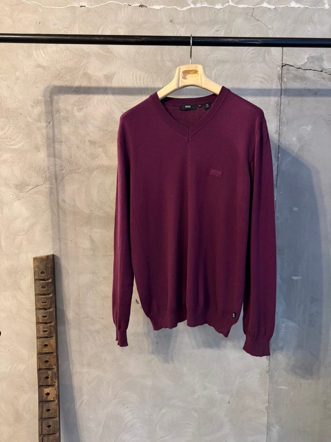 휴고보스 블랙라벨 브이넥 니트 100 상품이미지1