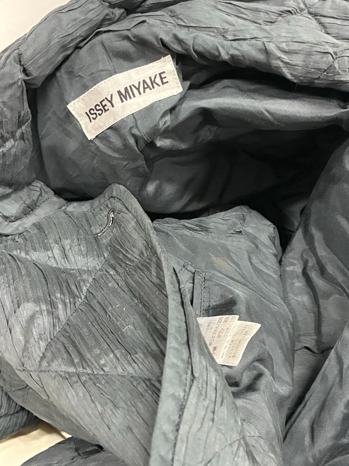 ISSEY MIYAKE 2004 아카이브 퀼티드 다운 재킷 상품이미지3