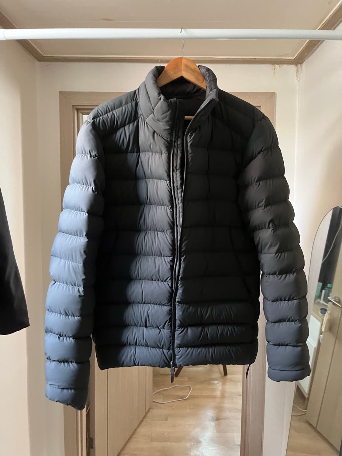 베일런스 아크테릭스 경량패딩 상품이미지1